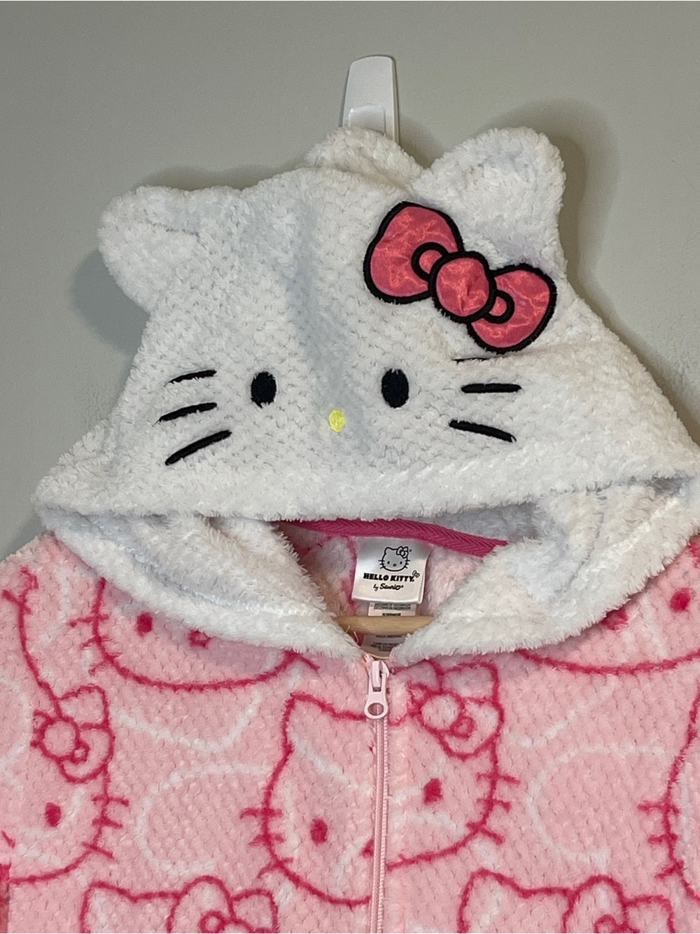 Hello Kitty Pink & White Hooded Fleece Jumpsuit Romper - Picture 3 of 7
